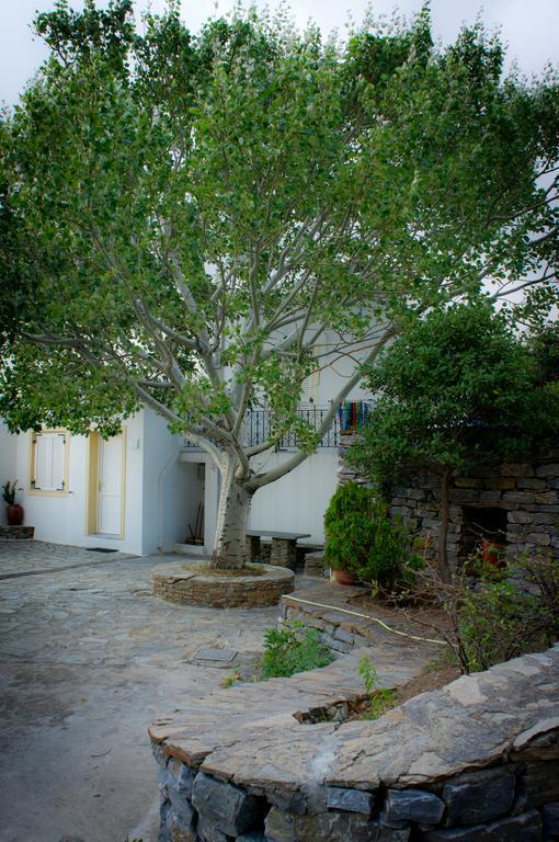 Aiolos Hotel Ménites Exterior foto